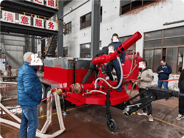 Το προσαρμοσμένο δείγμα τρέιλερ παρακολούθησης αφρού πυρκαγιάς έχει ολοκληρωθεί.